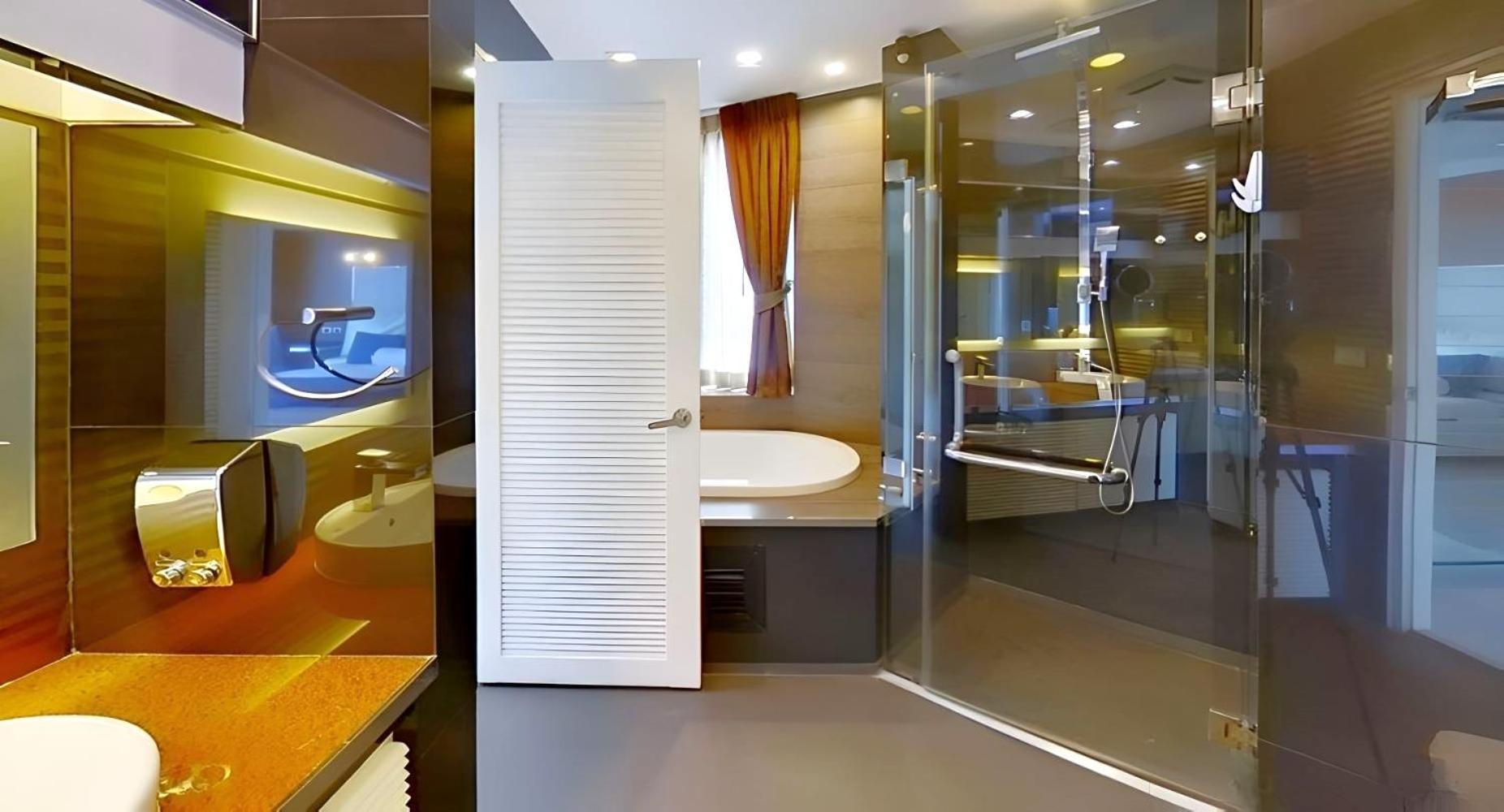 Large Asoke Central 2500sqft Sleeps Up To 10 Pangsapuri